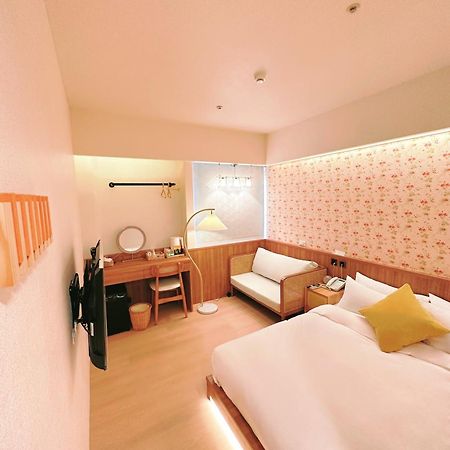 Cat Tail Pocket Inn Taipei Exterior photo
